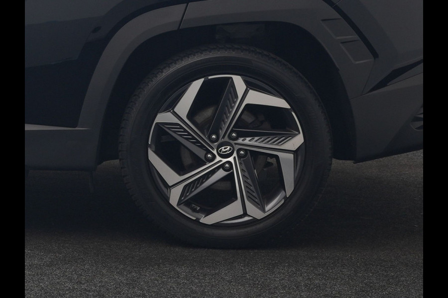 Hyundai Tucson 1.6 T-GDI Comfort 4WD PHEV 265pk | Trekhaak Afn. | Adaptive Cruise | Camera | Krell Audio | Stoelverwarming | Apple Carplay | Virtual | Blis | Stuurverwarming | Navigatie | DAB | 19"L.M | Plug In Hybrid |