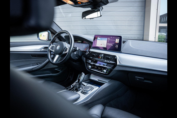BMW 5 Serie Touring 530i High Executive Edition M-Sport l Pano l Laser l Memory l Trekhaak