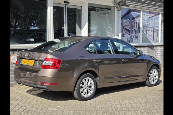 Škoda Octavia 1.0 TSI Aut Dealer onderhouden Navi Carplay Nap