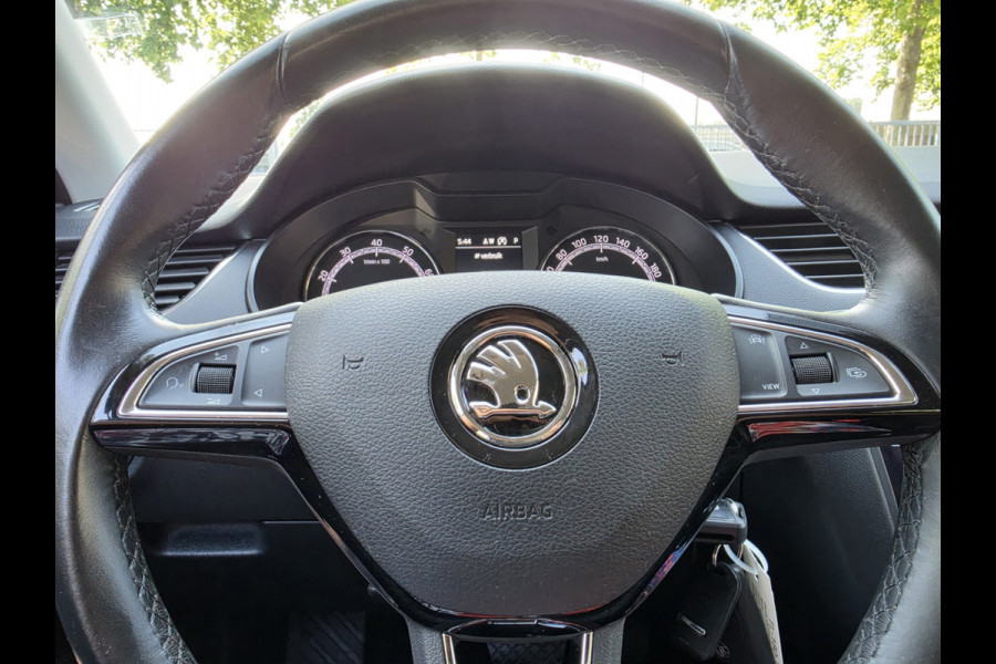 Škoda Octavia 1.0 TSI Aut Dealer onderhouden Navi Carplay Nap