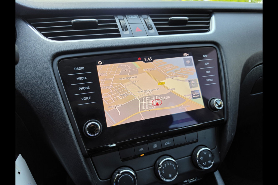 Škoda Octavia 1.0 TSI Aut Dealer onderhouden Navi Carplay Nap