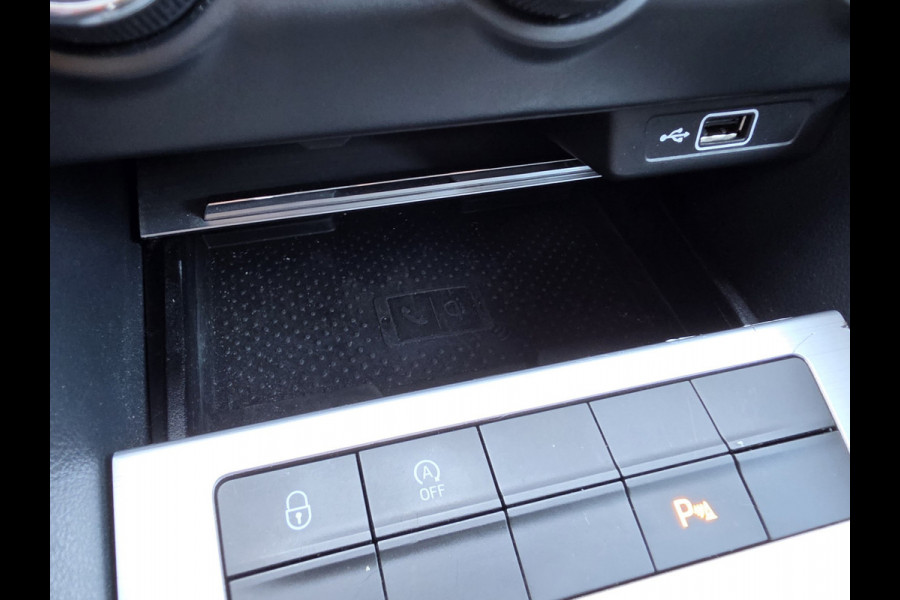 Škoda Octavia 1.0 TSI Aut Dealer onderhouden Navi Carplay Nap