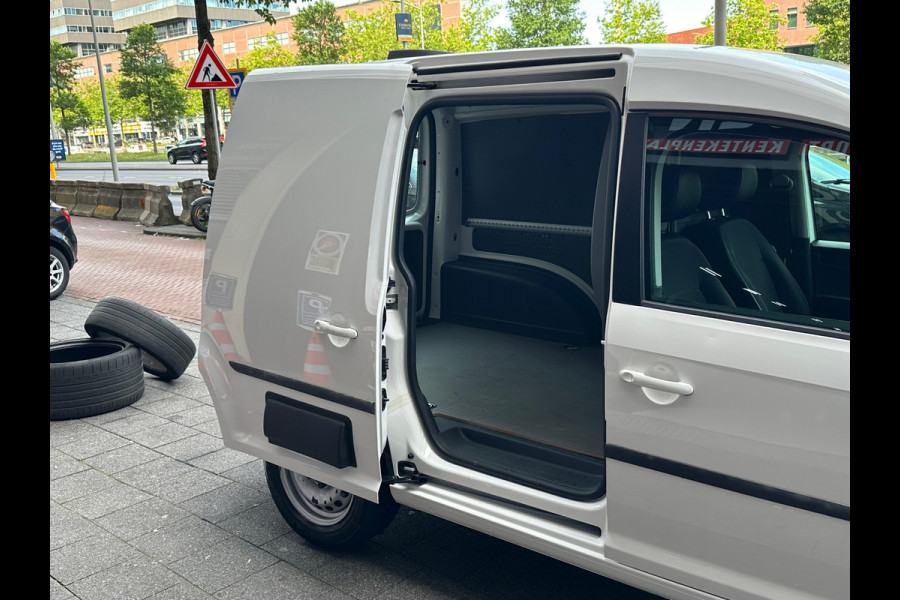 Volkswagen Caddy 1.0 TSI L1H1 BlueMotion Trendline Airco PDC