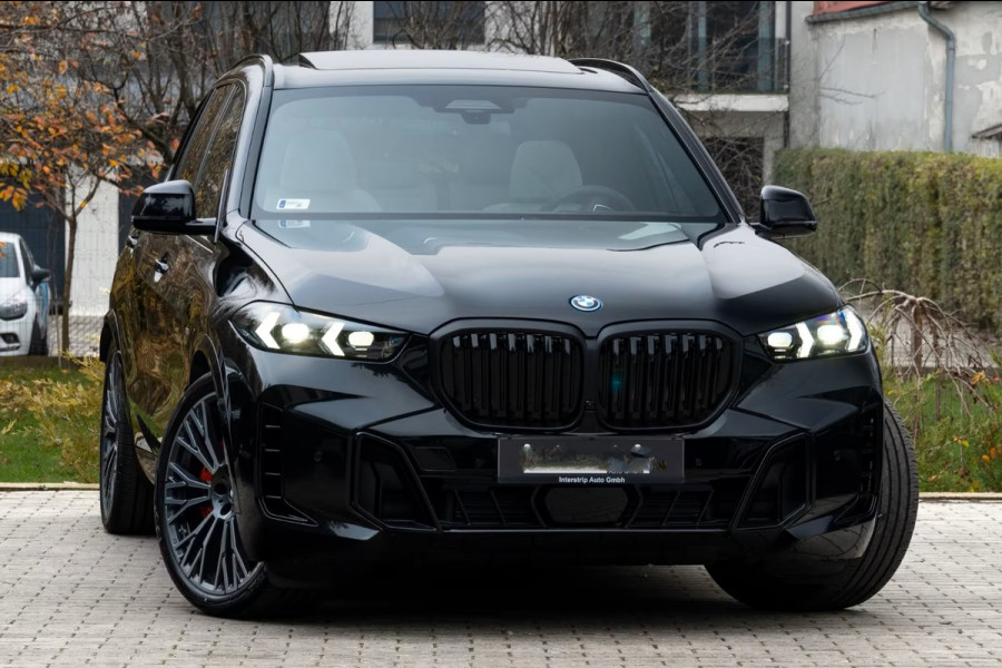 BMW X5 xDrive50e M-SPORT Pro ** LED, GRAU LEDER, NAVI+, PANO, DR.ASS+, TREKH, 22-invh LMV, LUCHT ** Ex BMW - UNFALLFREI ** ** INFORMEER OOK NAAR ONZE AANTREKKELIJKE FINANCIAL-LEASE TARIEVEN **