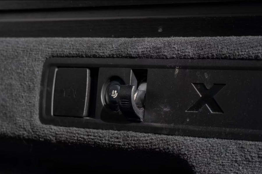 BMW X5 xDrive50e M-SPORT Pro ** LED, GRAU LEDER, NAVI+, PANO, DR.ASS+, TREKH, 22-invh LMV, LUCHT ** Ex BMW - UNFALLFREI ** ** INFORMEER OOK NAAR ONZE AANTREKKELIJKE FINANCIAL-LEASE TARIEVEN **