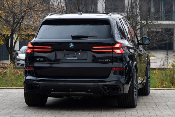 BMW X5 xDrive50e M-SPORT Pro ** LED, GRAU LEDER, NAVI+, PANO, DR.ASS+, TREKH, 22-invh LMV, LUCHT ** Ex BMW - UNFALLFREI ** ** INFORMEER OOK NAAR ONZE AANTREKKELIJKE FINANCIAL-LEASE TARIEVEN **