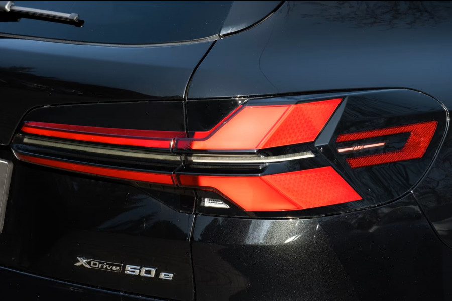 BMW X5 xDrive50e M-SPORT Pro ** LED, COGNAC LEDER, NAVI+, PANO, DR.ASS+, TREKH, 22-invh LMV, LUCHT ** Ex BMW - UNFALLFREI ** ** INFORMEER OOK NAAR ONZE AANTREKKELIJKE FINANCIAL-LEASE TARIEVEN **