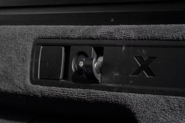 BMW X5 xDrive50e M-SPORT Pro ** LED, COGNAC LEDER, NAVI+, PANO, DR.ASS+, TREKH, 22-invh LMV, LUCHT ** Ex BMW - UNFALLFREI ** ** INFORMEER OOK NAAR ONZE AANTREKKELIJKE FINANCIAL-LEASE TARIEVEN **