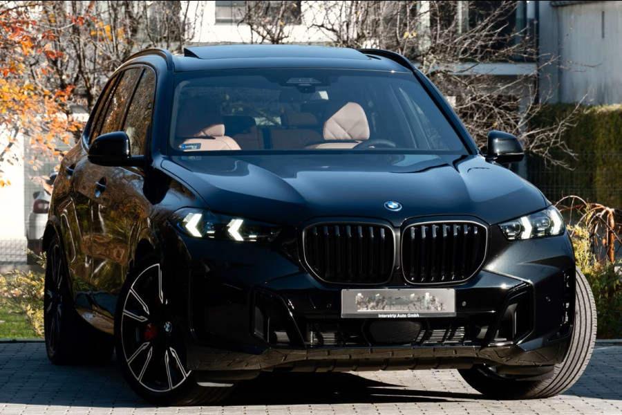 BMW X5 xDrive50e M-SPORT Pro ** LED, COGNAC LEDER, NAVI+, PANO, DR.ASS+, TREKH, 22-invh LMV, LUCHT ** Ex BMW - UNFALLFREI ** ** INFORMEER OOK NAAR ONZE AANTREKKELIJKE FINANCIAL-LEASE TARIEVEN **