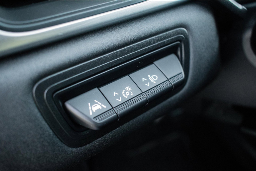 Renault Captur 1.6 E-Tech Full Hybrid 145 Intens [ Dealeronderhouden Carplay Camera Keyless LED Digital Dashboard ]