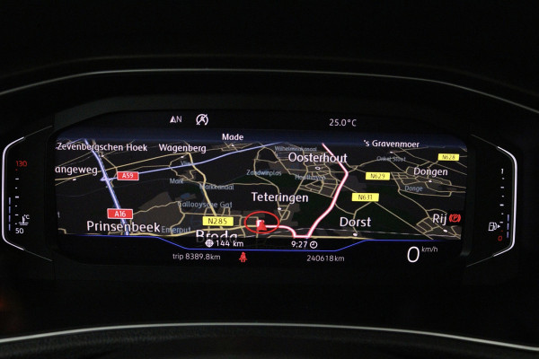 Volkswagen T-Roc 1.0 TSI Style (PANORAMADAK, DIGATALE COCKPIT, PDC, LED, CLIMA, STOELVERWARMING)
