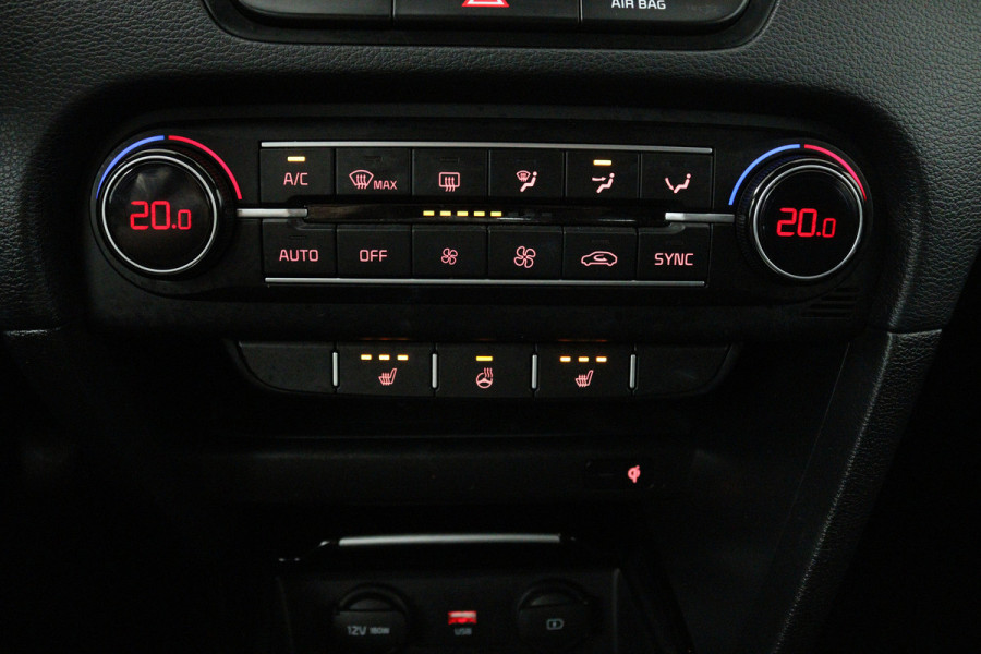 Kia Ceed Sportswagon 1.0 T-GDi DynamicPlusLine (TREKHAAK AFNEEMBAAR, STOEL-/STUURVERWARMING, CAMERA, ADAPTIVE CRUISE, CARPLAY)