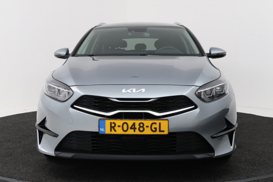 Kia Ceed Sportswagon 1.0 T-GDi DynamicPlusLine (TREKHAAK AFNEEMBAAR, STOEL-/STUURVERWARMING, CAMERA, ADAPTIVE CRUISE, CARPLAY)