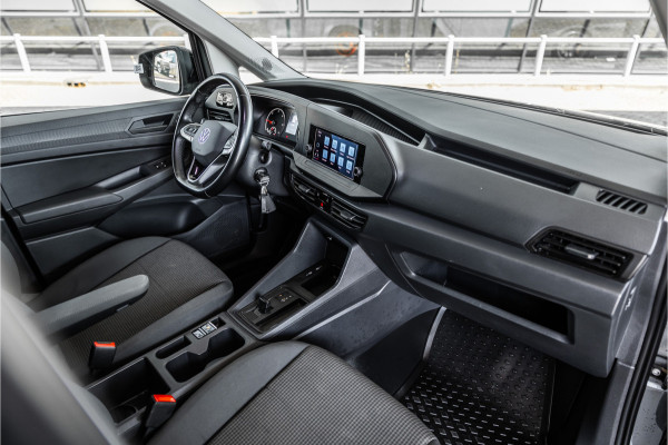 Volkswagen Caddy Cargo Maxi 2.0 TDI DSG | L+R Schuifdeur | Camera | CarPlay | Trekhaak | LED Koplampen | Stoelverwarming | MF Stuur | Betimmering | Nieuwe APK