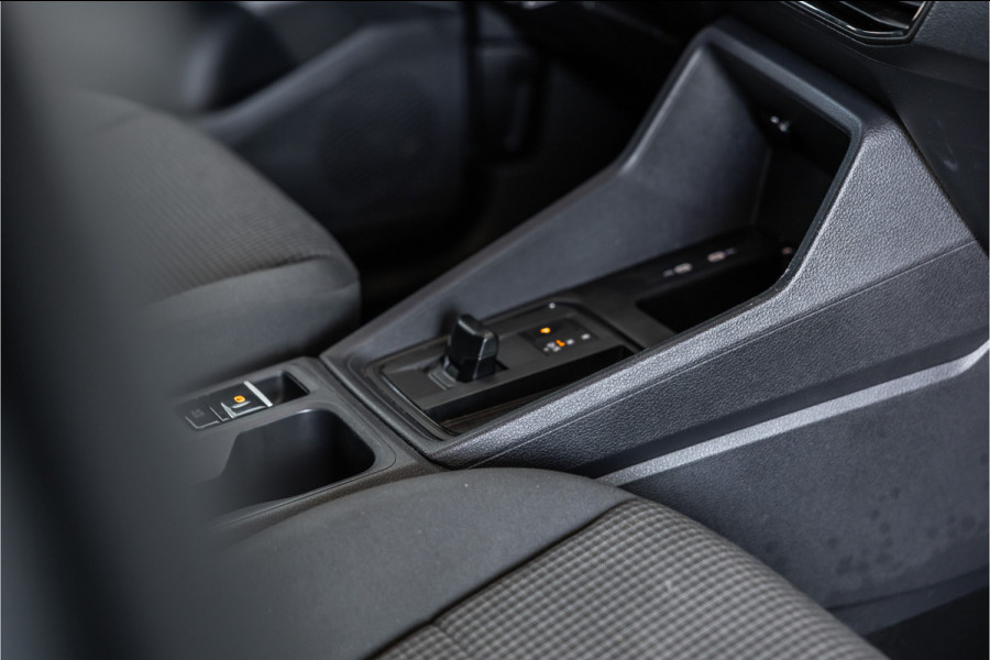 Volkswagen Caddy Cargo Maxi 2.0 TDI DSG | L+R Schuifdeur | Camera | CarPlay | Trekhaak | LED Koplampen | Stoelverwarming | MF Stuur | Betimmering | Nieuwe APK