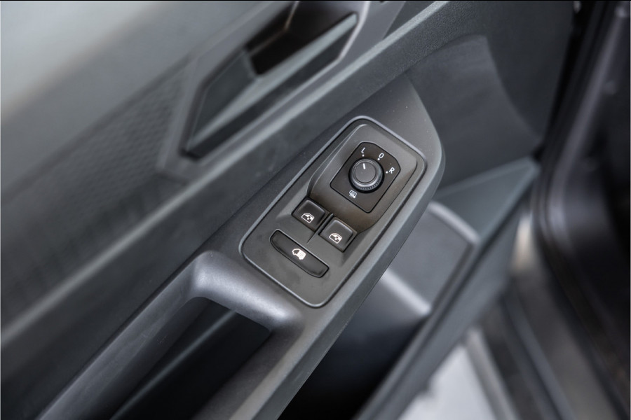 Volkswagen Caddy Cargo Maxi 2.0 TDI DSG | L+R Schuifdeur | Camera | CarPlay | Trekhaak | LED Koplampen | Stoelverwarming | MF Stuur | Betimmering | Nieuwe APK