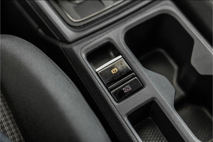 Volkswagen Caddy Cargo Maxi 2.0 TDI DSG | L+R Schuifdeur | Camera | CarPlay | Trekhaak | LED Koplampen | Stoelverwarming | MF Stuur | Betimmering | Nieuwe APK