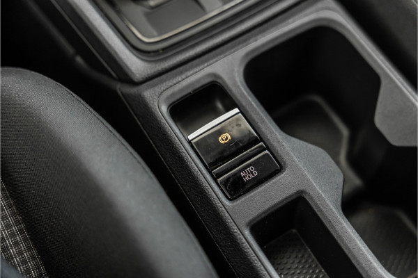 Volkswagen Caddy Cargo Maxi 2.0 TDI DSG | L+R Schuifdeur | Camera | CarPlay | Trekhaak | LED Koplampen | Stoelverwarming | MF Stuur | Betimmering | Nieuwe APK
