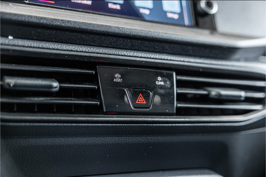 Volkswagen Caddy Cargo Maxi 2.0 TDI DSG | L+R Schuifdeur | Camera | CarPlay | Trekhaak | LED Koplampen | Stoelverwarming | MF Stuur | Betimmering | Nieuwe APK