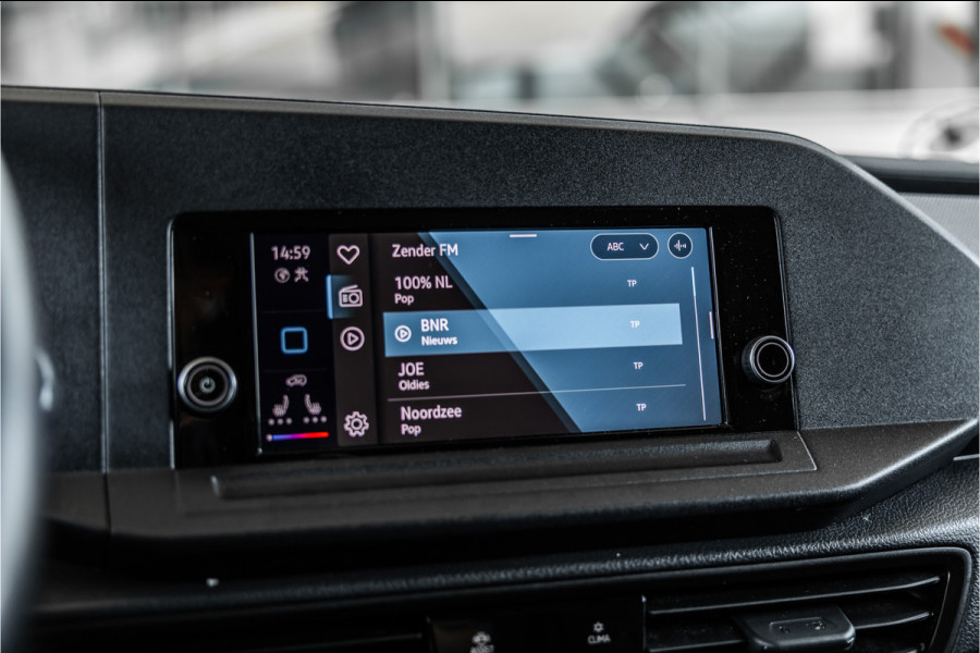 Volkswagen Caddy Cargo Maxi 2.0 TDI DSG | L+R Schuifdeur | Camera | CarPlay | Trekhaak | LED Koplampen | Stoelverwarming | MF Stuur | Betimmering | Nieuwe APK