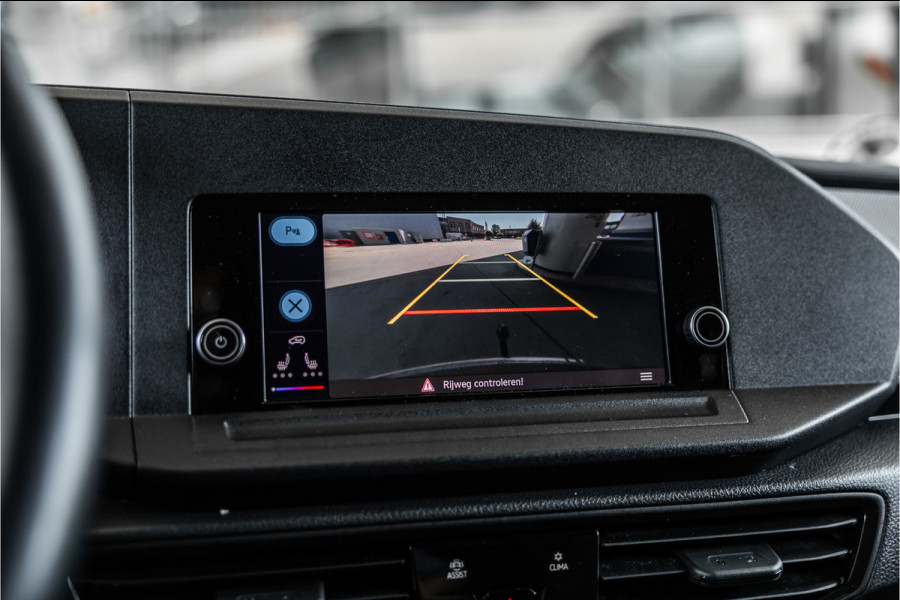 Volkswagen Caddy Cargo Maxi 2.0 TDI DSG | L+R Schuifdeur | Camera | CarPlay | Trekhaak | LED Koplampen | Stoelverwarming | MF Stuur | Betimmering | Nieuwe APK