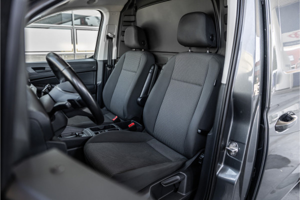 Volkswagen Caddy Cargo Maxi 2.0 TDI DSG | L+R Schuifdeur | Camera | CarPlay | Trekhaak | LED Koplampen | Stoelverwarming | MF Stuur | Betimmering | Nieuwe APK