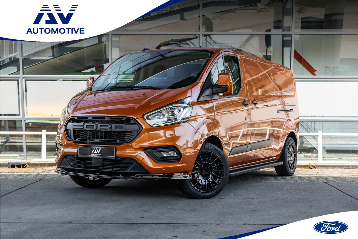 Ford Transit Custom 300 2.0 TDCI L2H1 | Raptor Edition | CarPlay | Camera | Trekhaak | PDC V+A | Nieuwe APK | Stoelverwarming | PDC V+A