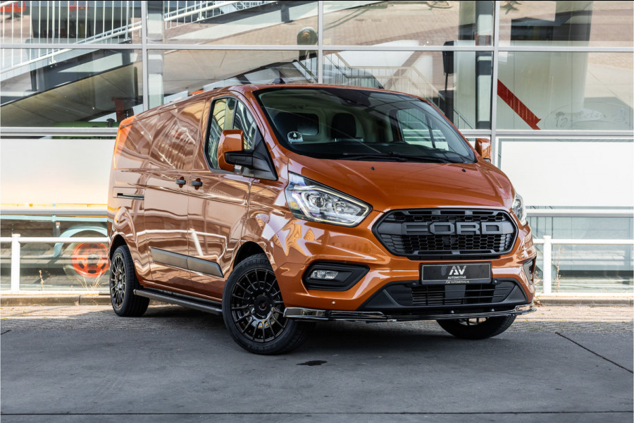 Ford Transit Custom 300 2.0 TDCI L2H1 | Raptor Edition | CarPlay | Camera | Trekhaak | PDC V+A | Nieuwe APK | Stoelverwarming | PDC V+A