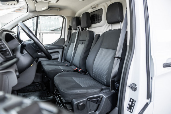 Ford Transit Custom 300 2.0 TDCI L2H1 | Raptor Edition | CarPlay | Camera | Trekhaak | PDC V+A | Nieuwe APK | Stoelverwarming | PDC V+A