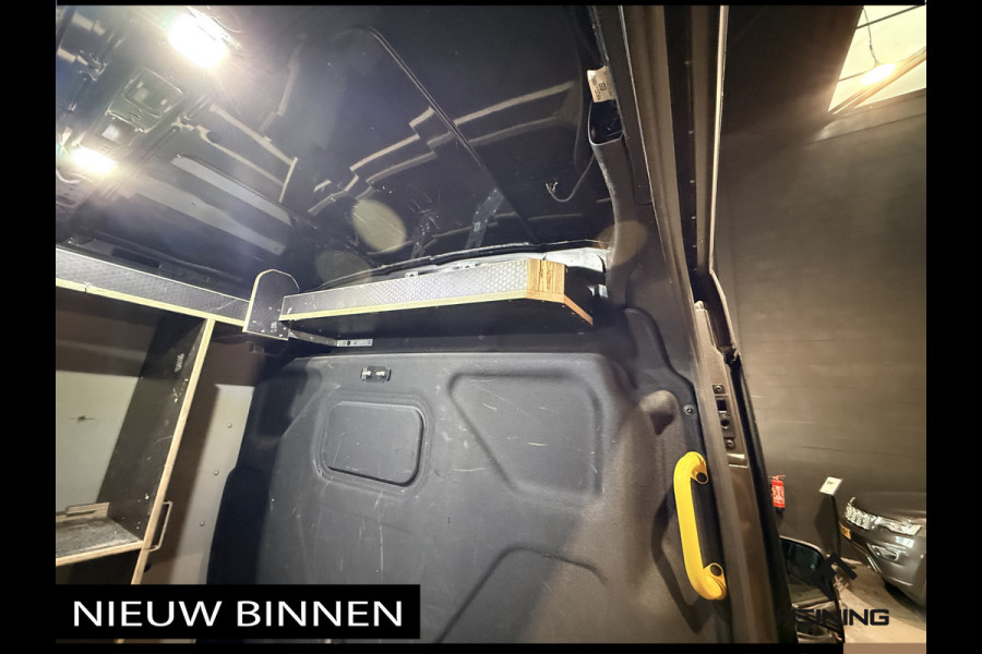 Ford Transit 350 2.0 TDCI L2H2 Limited. 185 PK Automaat. Nav. Apple-carplay. camera. bi-xenon. trekhaak. 1 eigenaar.