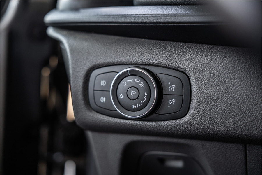 Ford Transit Custom 300 2.0 TDCI L2H1 | Raptor Edition | Camera | CarPlay | Trekhaak | Stoelverwarming | Lane Assist | PDC V+A | Nieuwe APK