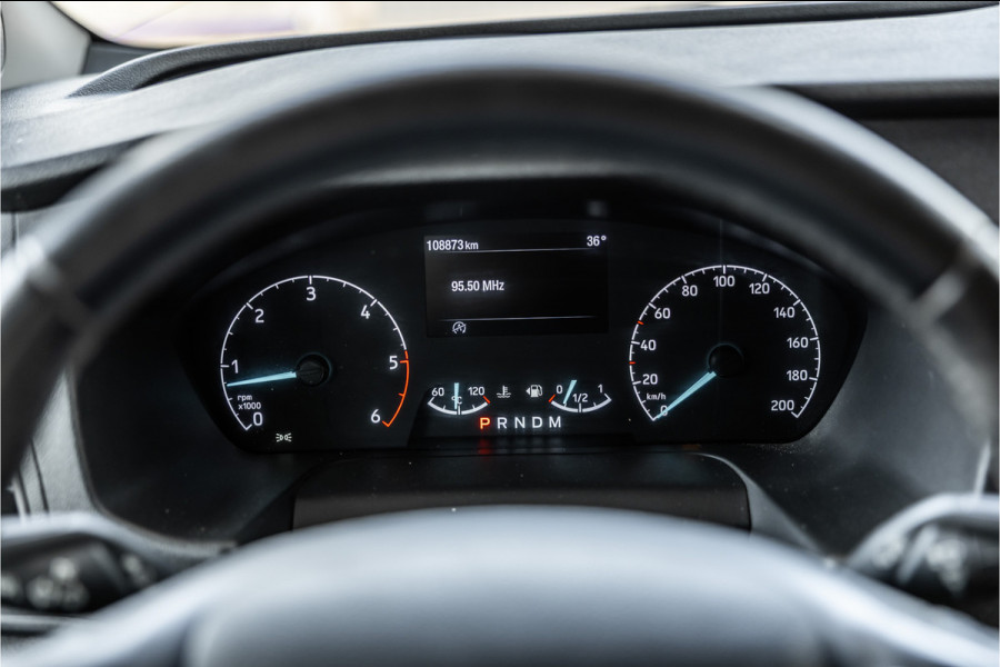 Ford Transit Custom 300 2.0 TDCI L2H1 | Raptor Edition | Camera | CarPlay | Trekhaak | Stoelverwarming | Lane Assist | PDC V+A | Nieuwe APK