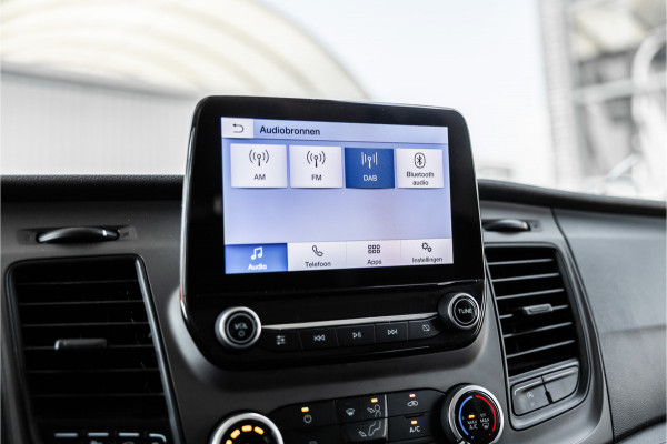 Ford Transit Custom 300 2.0 TDCI L2H1 | Raptor Edition | Camera | CarPlay | Trekhaak | Stoelverwarming | Lane Assist | PDC V+A | Nieuwe APK