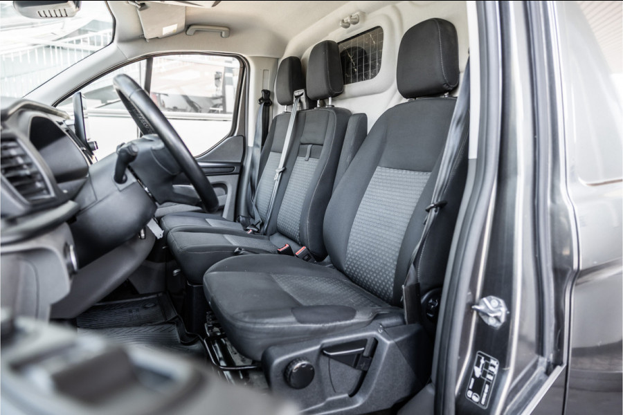 Ford Transit Custom 300 2.0 TDCI L2H1 | Raptor Edition | Camera | CarPlay | Trekhaak | Stoelverwarming | Lane Assist | PDC V+A | Nieuwe APK