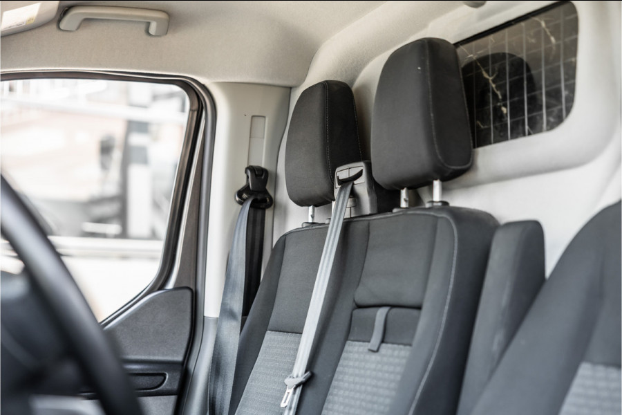 Ford Transit Custom 300 2.0 TDCI L2H1 | Raptor Edition | Camera | CarPlay | Trekhaak | Stoelverwarming | Lane Assist | PDC V+A | Nieuwe APK