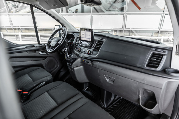 Ford Transit Custom 300 2.0 TDCI L2H1 | Raptor Edition | L+R Schuideur | CarPlay | Camera | Stoelverwarming | Trekhaak | PDC V+A | Betimmering | Nieuwe APK