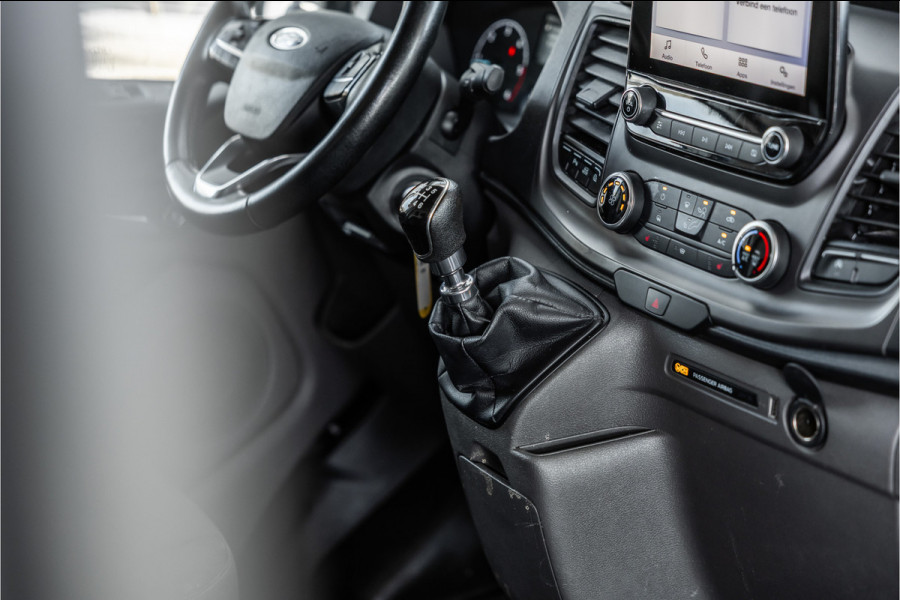 Ford Transit Custom 300 2.0 TDCI L2H1 | Raptor Edition | L+R Schuideur | CarPlay | Camera | Stoelverwarming | Trekhaak | PDC V+A | Betimmering | Nieuwe APK