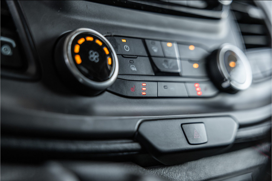 Ford Transit Custom 300 2.0 TDCI L2H1 | Raptor Edition | L+R Schuideur | CarPlay | Camera | Stoelverwarming | Trekhaak | PDC V+A | Betimmering | Nieuwe APK
