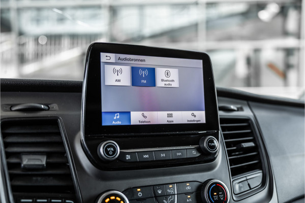 Ford Transit Custom 300 2.0 TDCI L2H1 | Raptor Edition | L+R Schuideur | CarPlay | Camera | Stoelverwarming | Trekhaak | PDC V+A | Betimmering | Nieuwe APK
