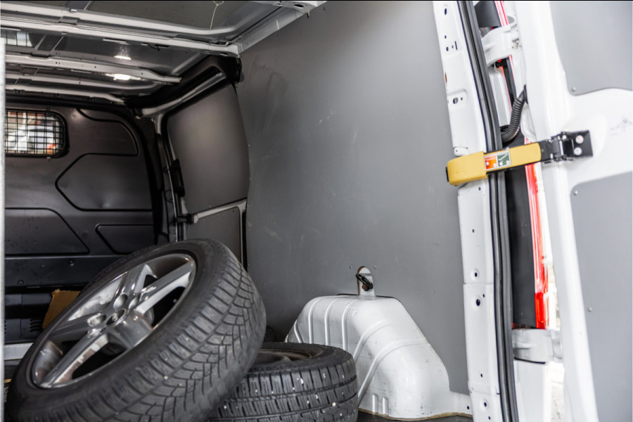 Ford Transit Custom 300 2.0 TDCI L2H1 | Raptor Edition | L+R Schuideur | CarPlay | Camera | Stoelverwarming | Trekhaak | PDC V+A | Betimmering | Nieuwe APK