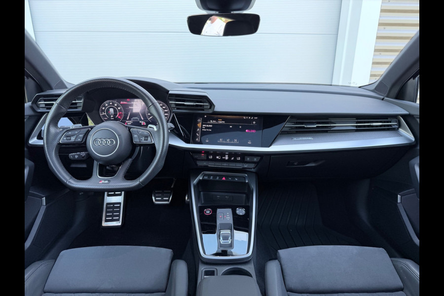 Audi A3 Sportback 2.5 TFSI RS 3 quattro Pano/Sfeer/B&O