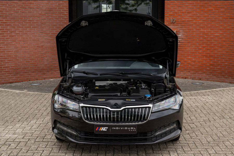 Škoda Superb Combi 1.5 TSI ACT Business Edition Trekhaak Orig NL Auto