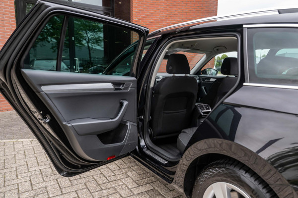 Škoda Superb Combi 1.5 TSI ACT Business Edition Trekhaak Orig NL Auto