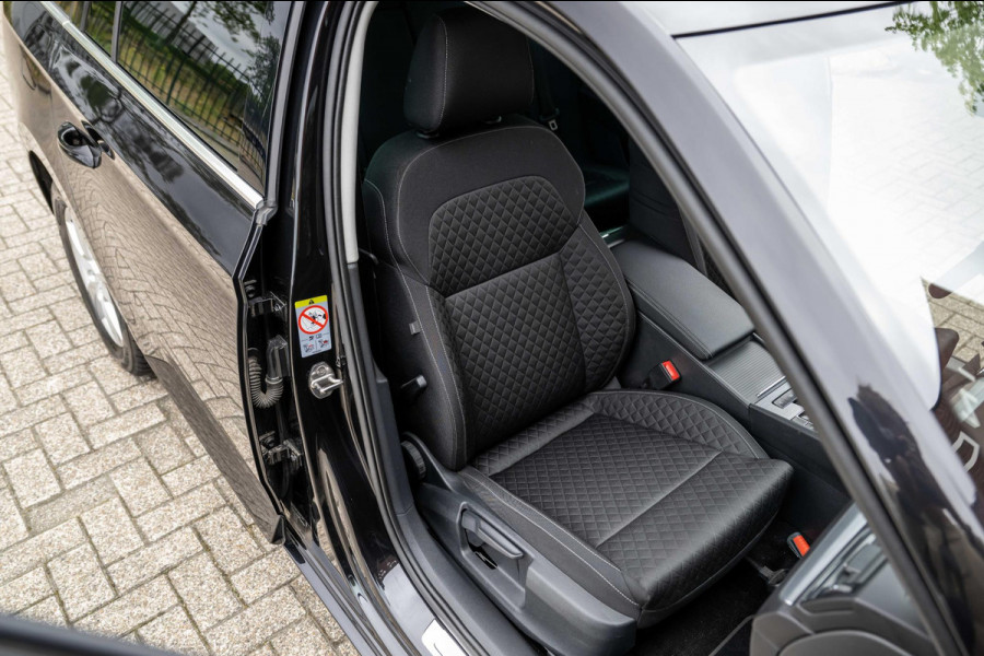 Škoda Superb Combi 1.5 TSI ACT Business Edition Trekhaak Orig NL Auto