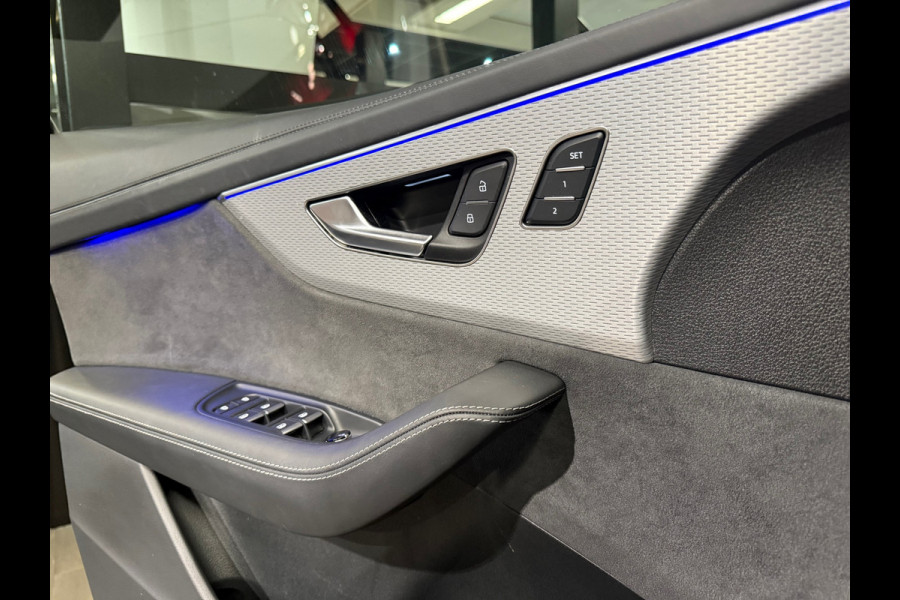 Audi Q8 60 TFSI e quattro S Line Comp Pano|RS Seat|HuD|Trekhaak
