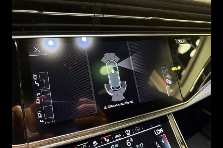 Audi Q8 60 TFSI e quattro S Line Comp Pano|RS Seat|HuD|Trekhaak