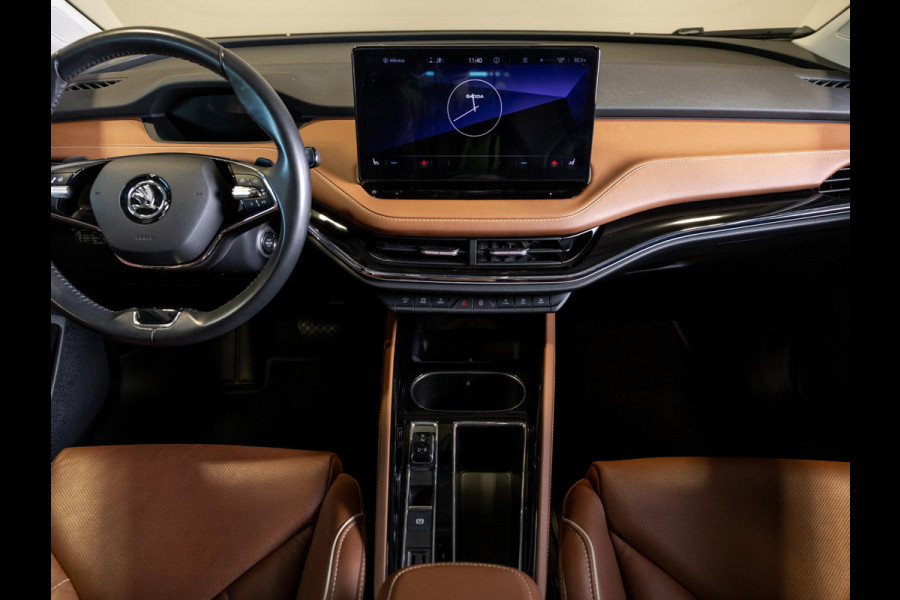 Škoda ENYAQ iV 80 204pk / Trekhaak / Dodehoekdetectie / Panorama dak / Adaptieve cruise control / Achteruitrijcamera / Apple carplay / Navigatie /