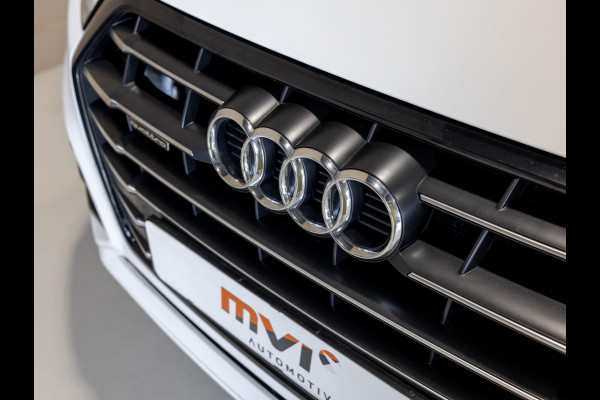 Audi Q5 55 TFSI e quattro Competition 367pk / Panorama dak / Adaptieve cruise control / Navigatie / Achteruitrijcamera / Apple carplay /