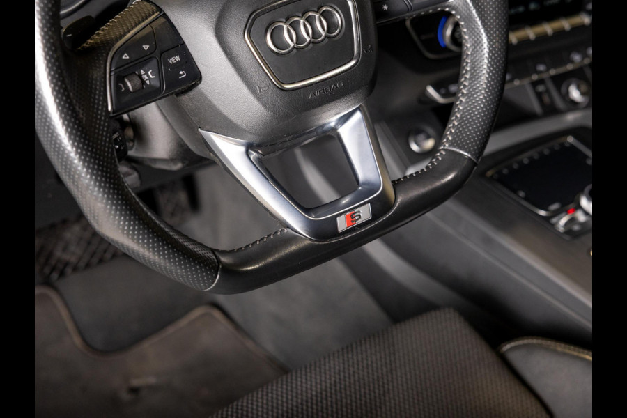 Audi Q5 55 TFSI e quattro Competition 367pk / Panorama dak / Adaptieve cruise control / Navigatie / Achteruitrijcamera / Apple carplay /
