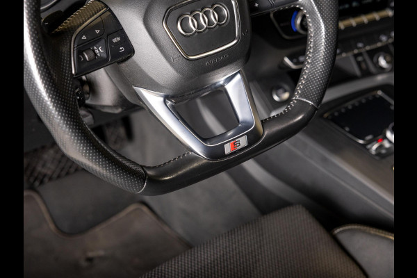 Audi Q5 55 TFSI e quattro Competition 367pk / Panorama dak / Adaptieve cruise control / Navigatie / Achteruitrijcamera / Apple carplay /